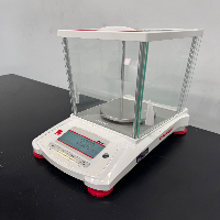 Ohaus Pioneer Analytical Balance image 1